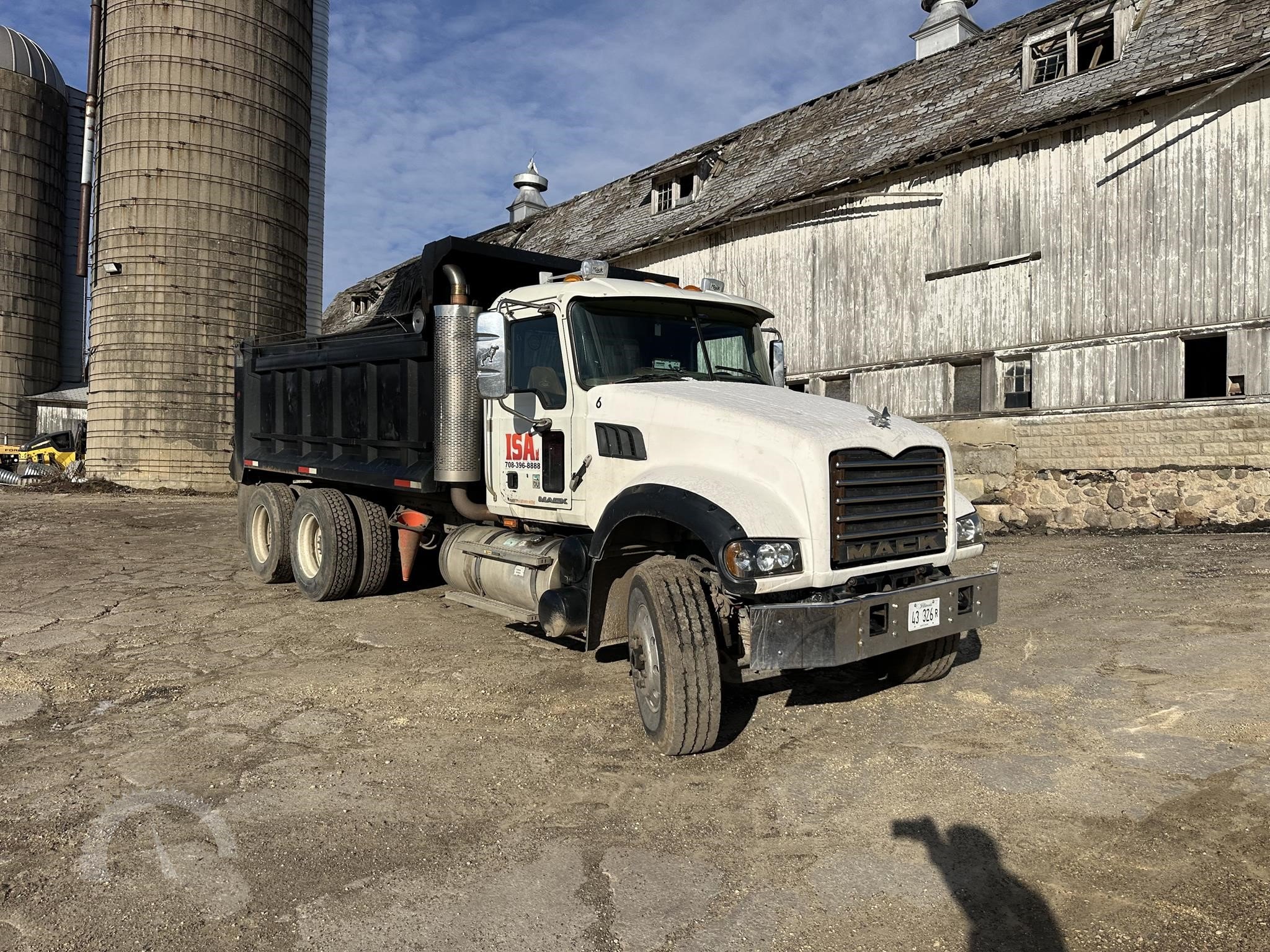2009 MACK GRANITE GU713